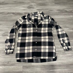Thread & Supply 100% Cotton Plaid Button Down Small